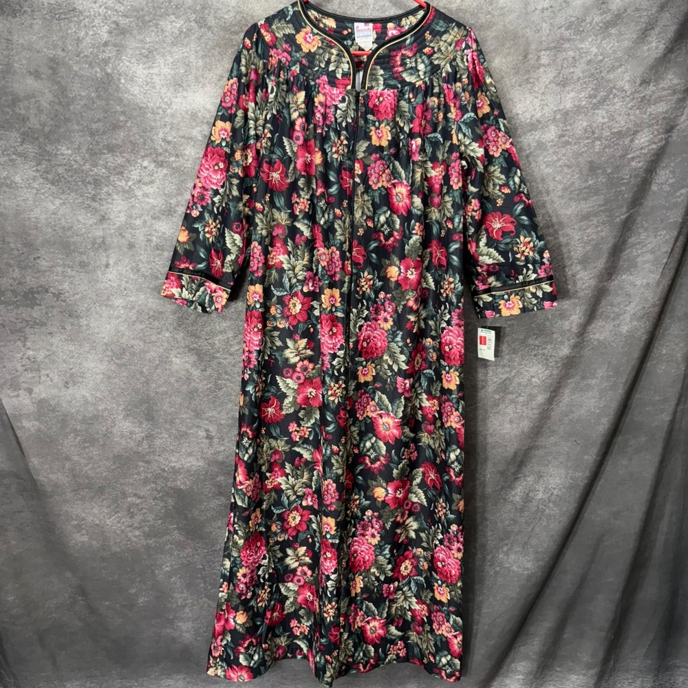Vintage Granada Floral Flannel Zip Front Housecoat Robe Women's M Black Pink